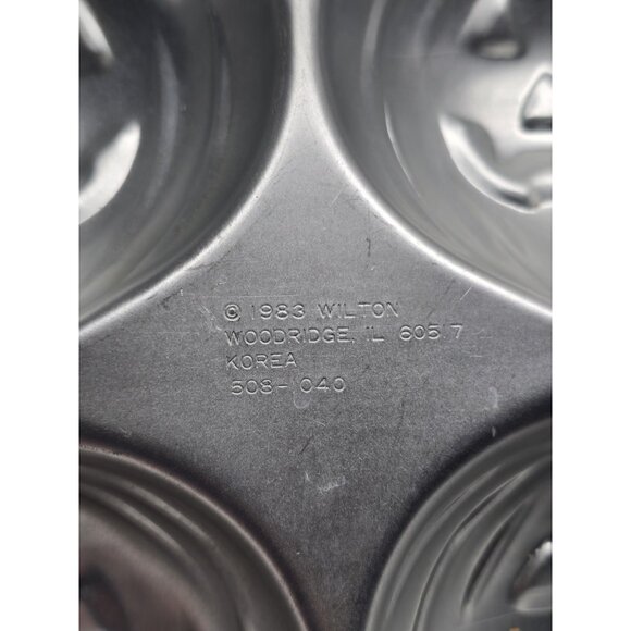 Wilton Vintage Halloween Pumpkin Cupcake Pan 1983 Cake Muffin Baking Mold - Picture 5 of 9